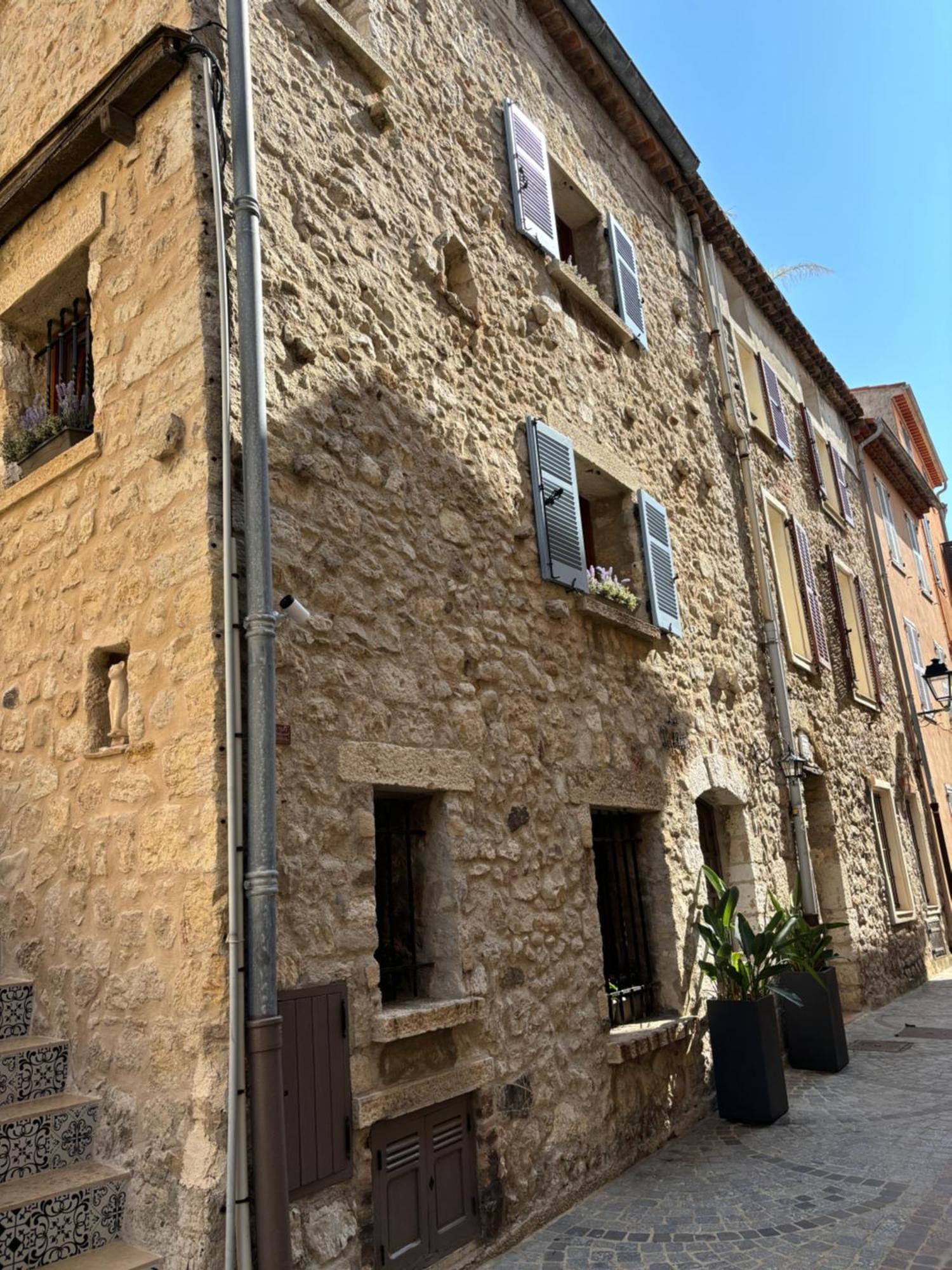 דירות La Pablita, Vieil Antibes, Remparts מראה חיצוני תמונה